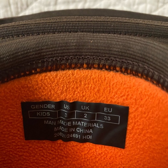 Realtree Muck Boots Childs size 3, I wear a women’s size 5/6 and they fit me - Picture 5 of 7